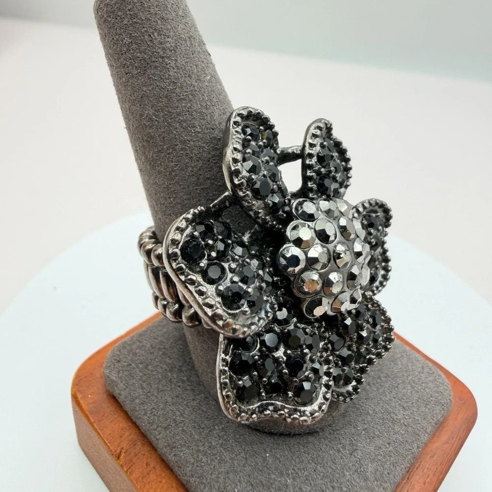 Vintage Y2K Silver‎ Tone Black Rhinestones Floral Statement Ring Women's Jewelry